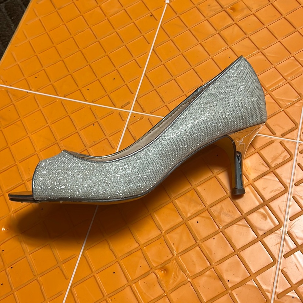Sparkly heels, comfy, worn once—obo